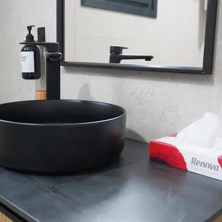 Habari Pleasure Almendralejo