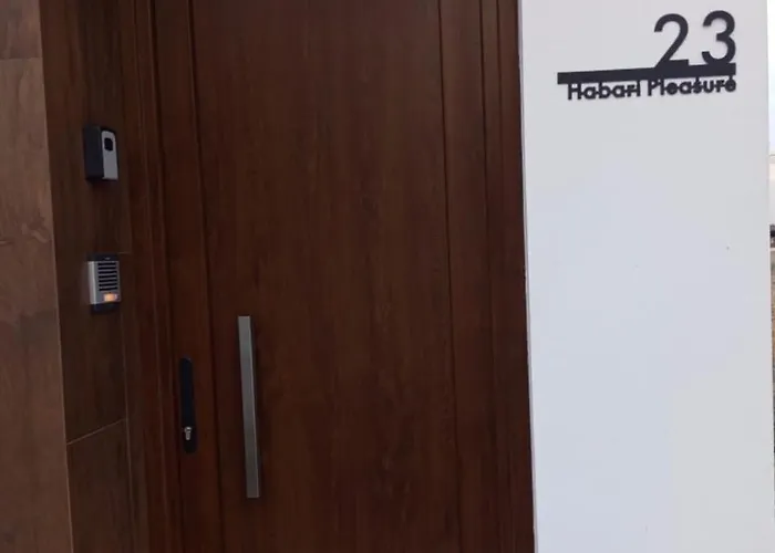 Habari Pleasure Appartement *